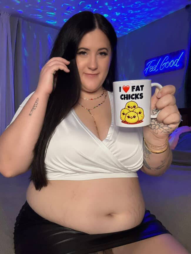 I Love Fat Chicks Mug | Plus Size Body Positive Coffee Cup | Cute Chubby Chickens Ceramic 11oz Mug | Curvy Pride Gift