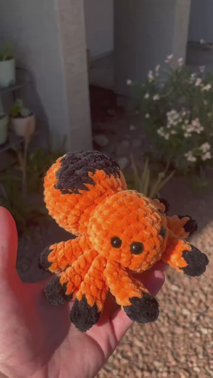 Love Spider Plushie